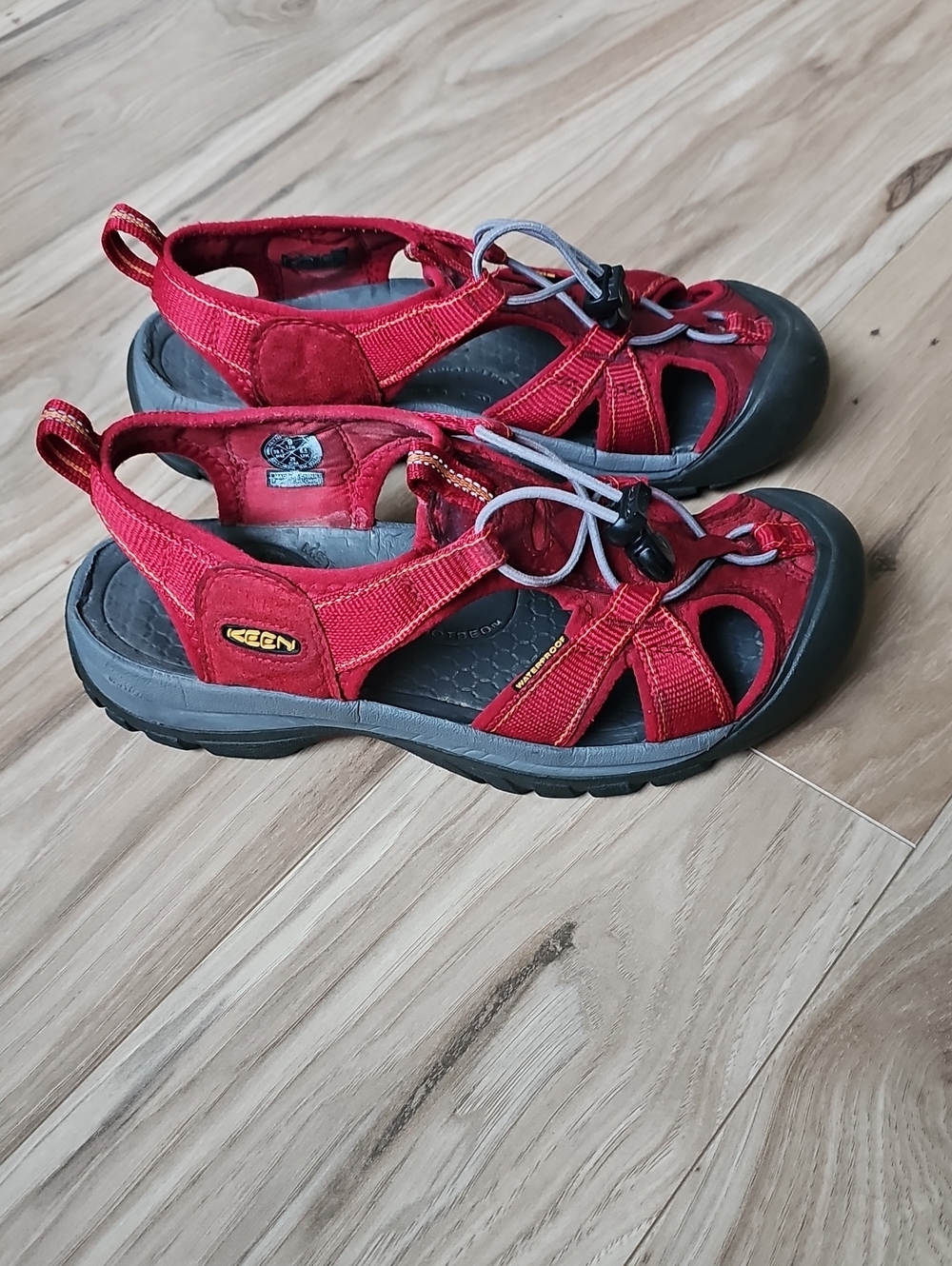 Keen Women's Red Outdoor Sport Sandals